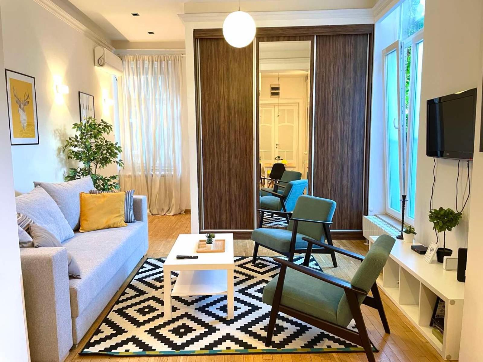 City Break Apartments Chic And Luxury 베오그라드 외부 사진