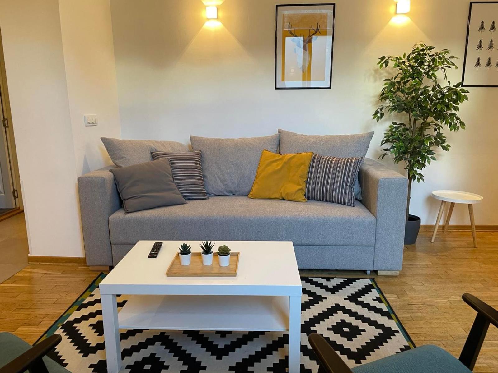 City Break Apartments Chic And Luxury 베오그라드 외부 사진