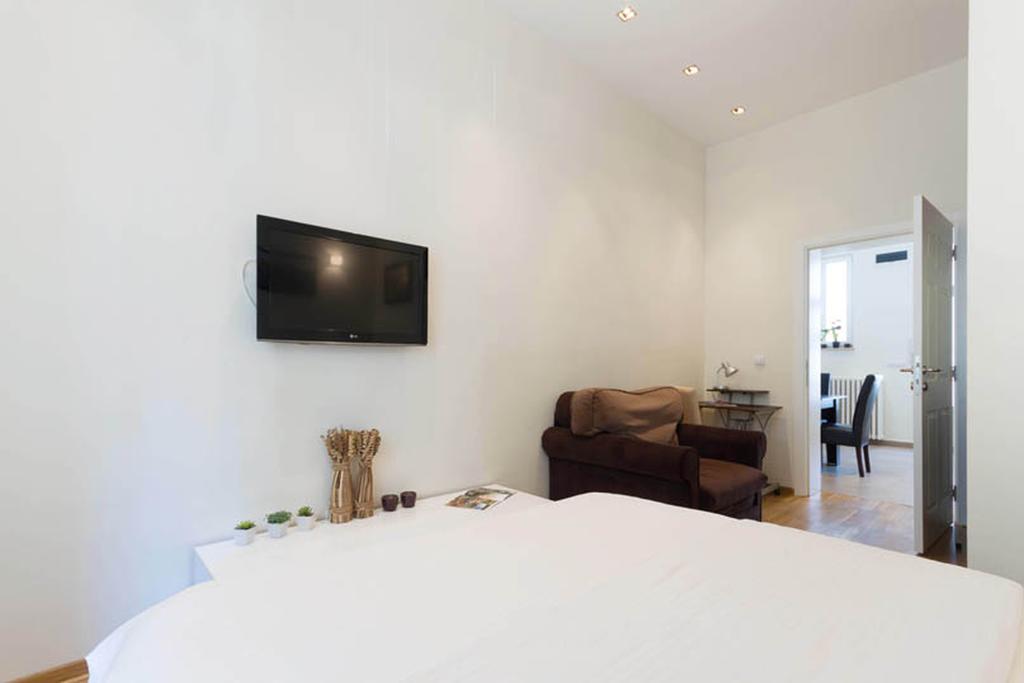 City Break Apartments Chic And Luxury 베오그라드 외부 사진